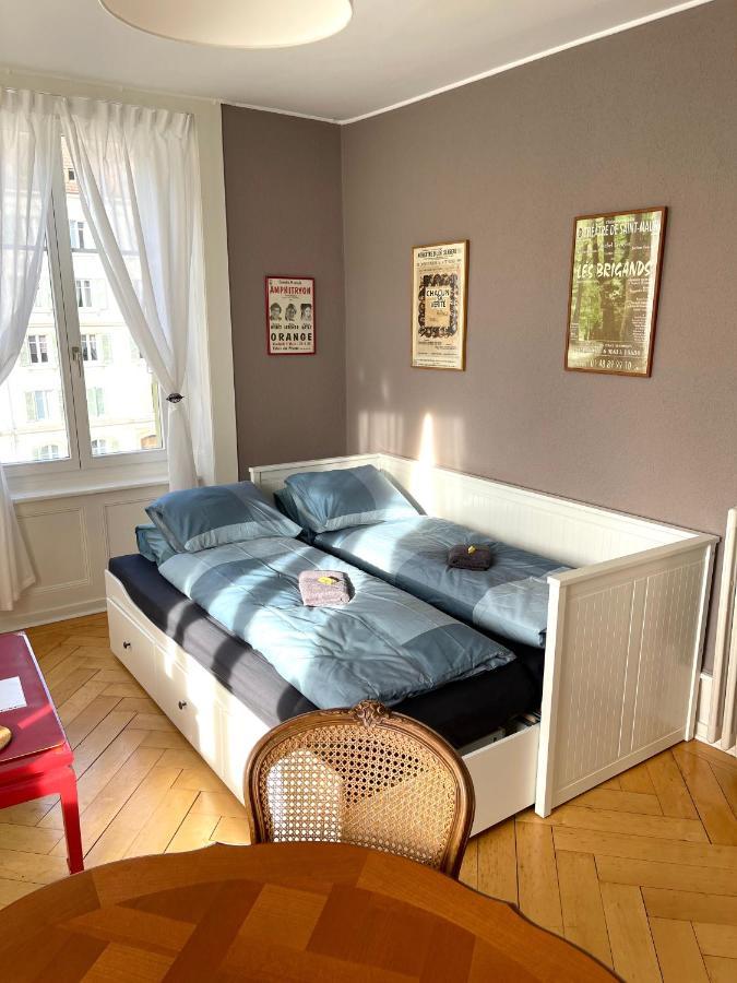 Le Locle : Bel Appartement Chaleureux Εξωτερικό φωτογραφία